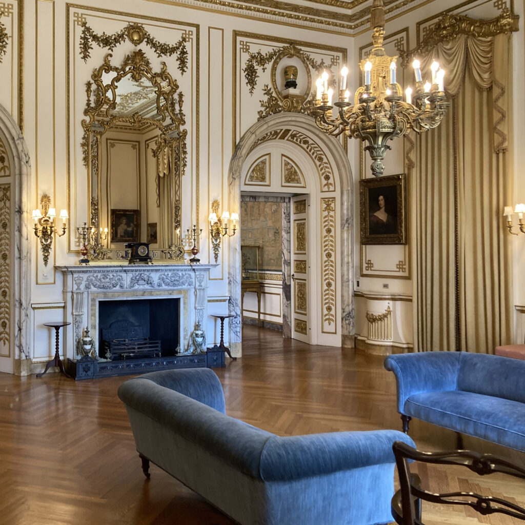 Image of the English Drawing Room at Anderson House in 2021.